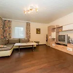 Plozner *